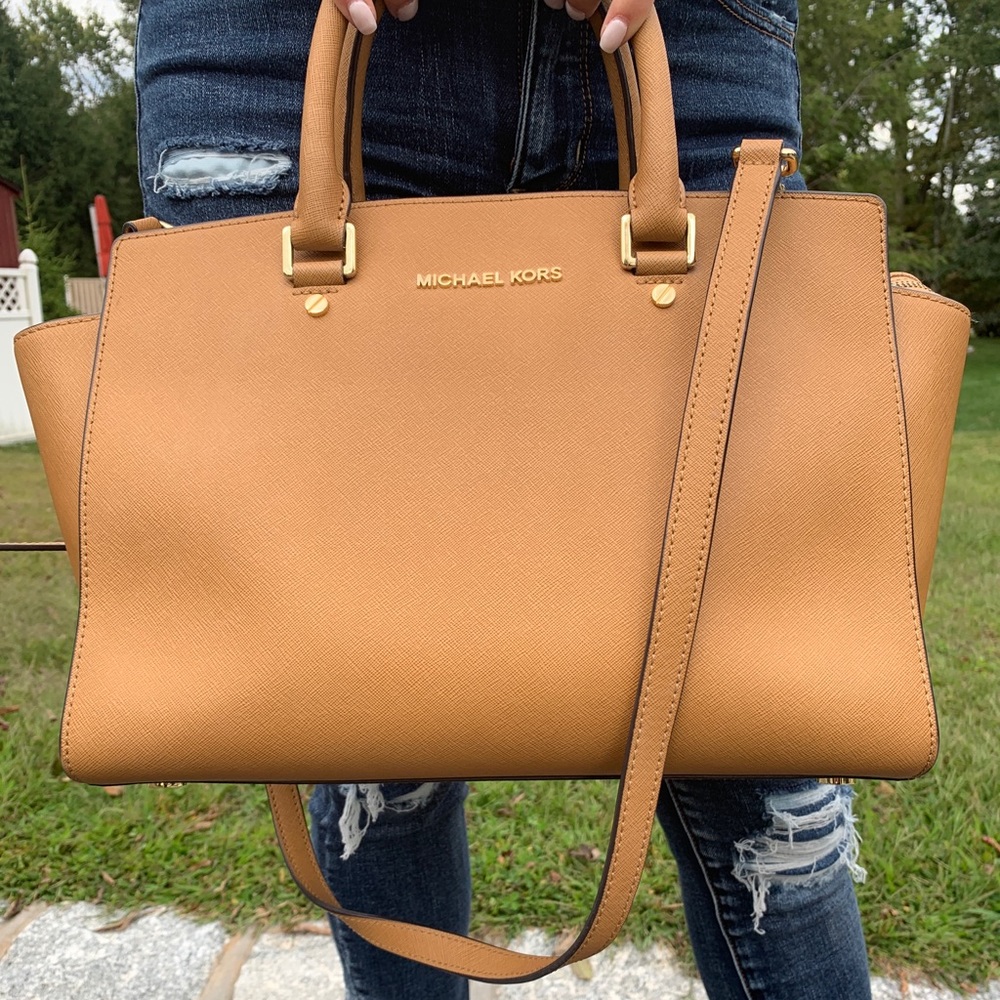 Michael Kors Selma Bag (Large)